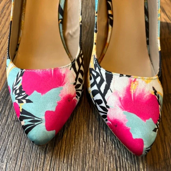 Multicolor Elina Thalia Sodi Heels size 8.5 - Picture 9 of 12